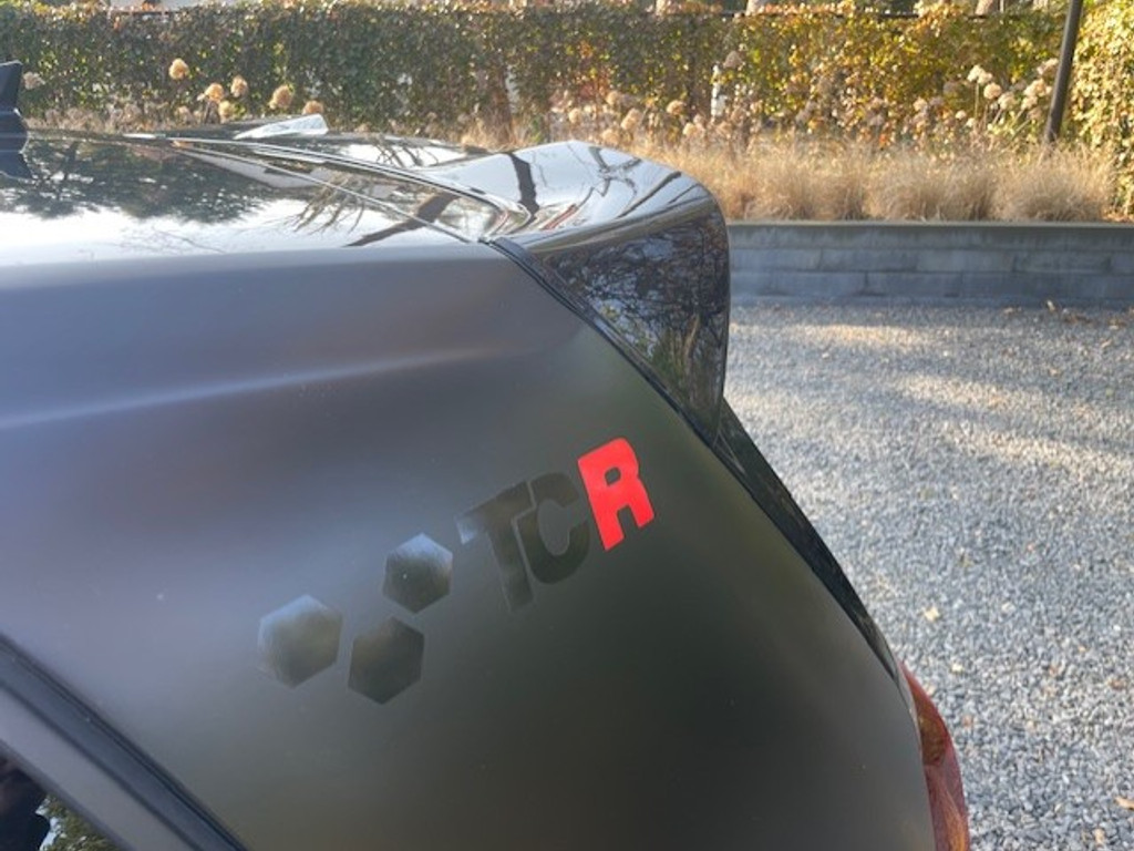 43433509-12.jpg
